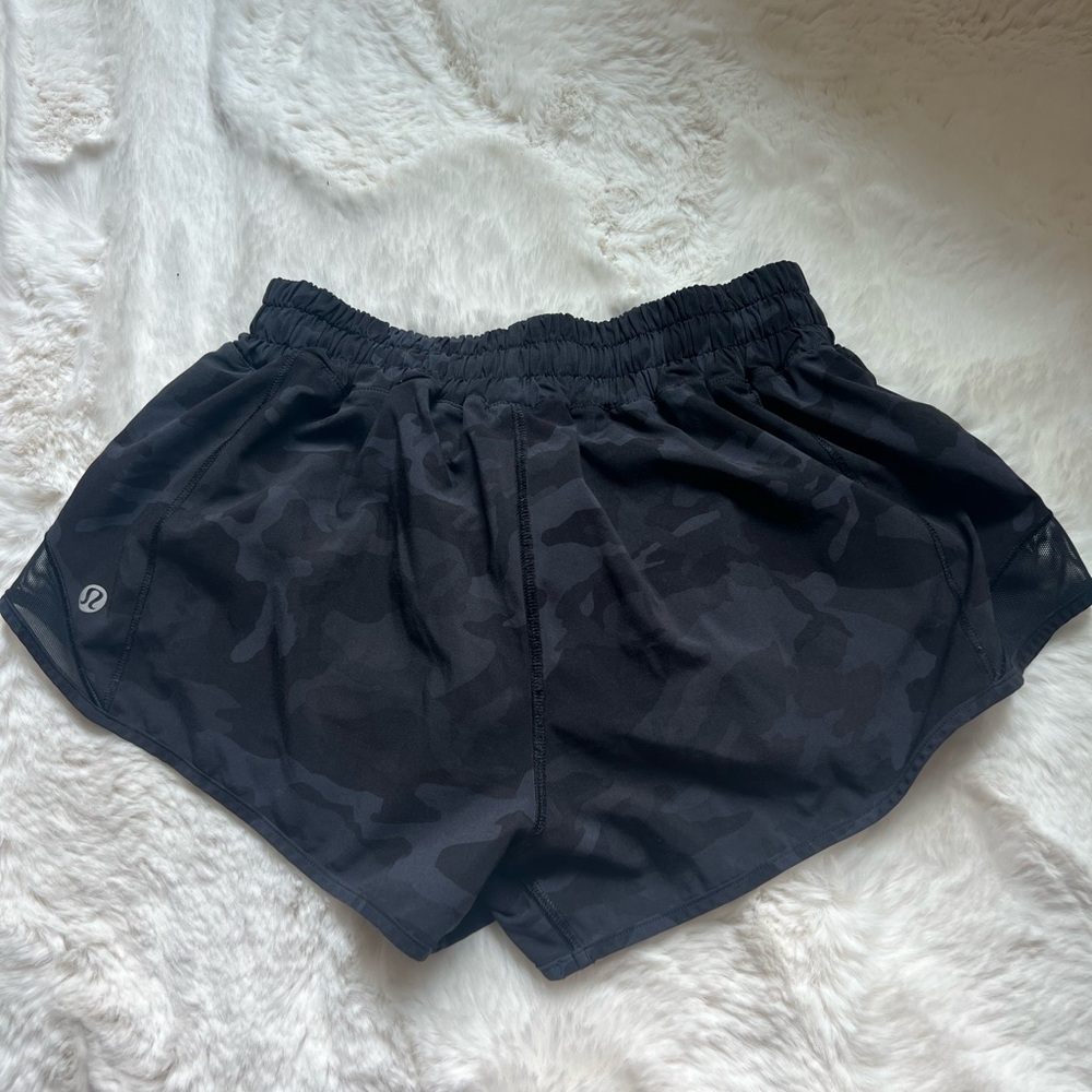 Lululemon hotty hot shorts